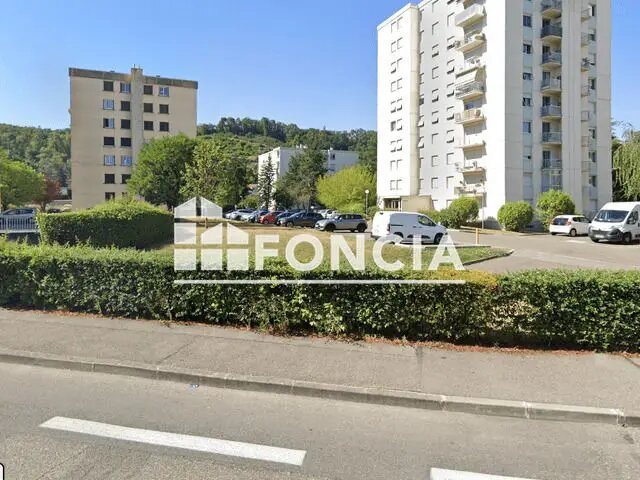 Appartement à louer, 28m², Bourgoin-Jallieu