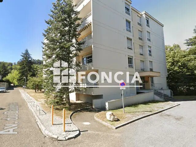 Appartement à louer, 28m², Bourgoin-Jallieu
