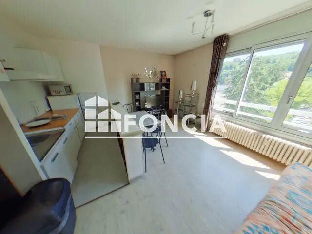 Appartement à louer, 28m², Bourgoin-Jallieu