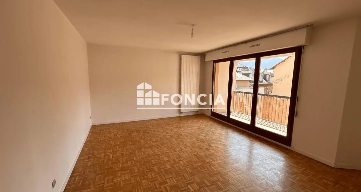 Appartement à louer, 85m², Chambéry