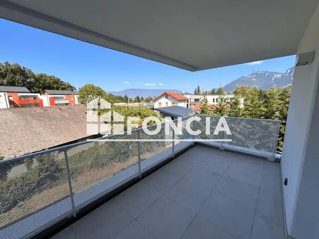 Appartement à louer, 67m², Challes-les-Eaux