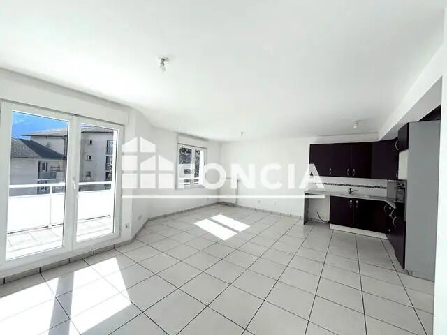 Appartement à louer, 78m², Voreppe