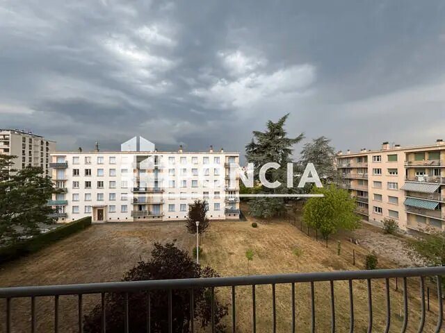 Appartement à louer, 40m², Bourgoin-Jallieu