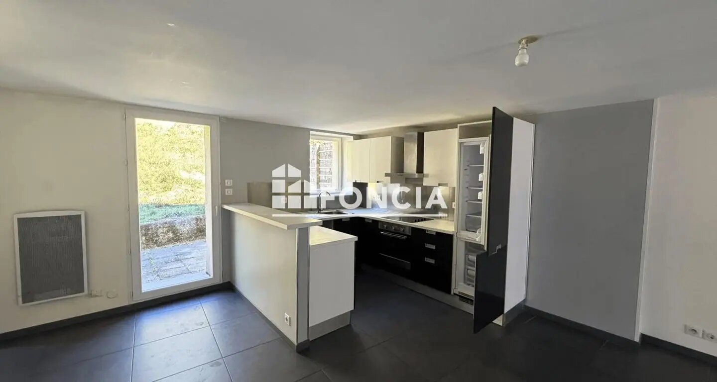 Appartement à louer, 109m², Chignin