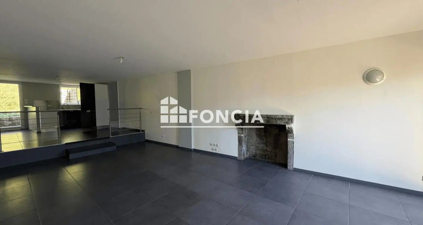 Appartement à louer, 109m², Chignin