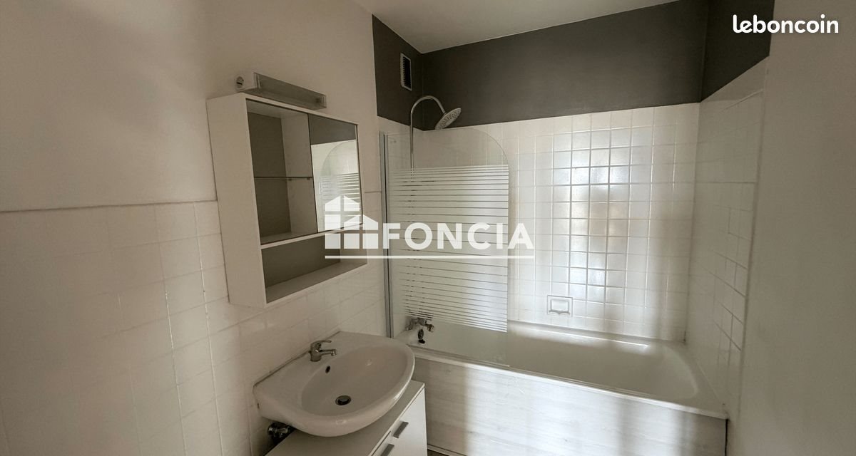 Appartement à louer, 66m², Montmélian