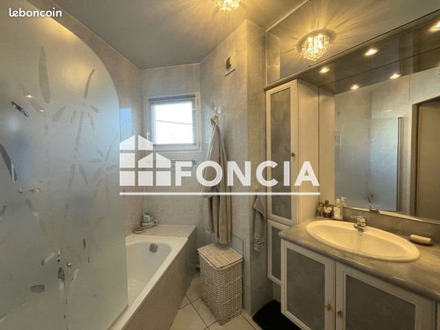 Appartement à louer, 74m², Barberaz