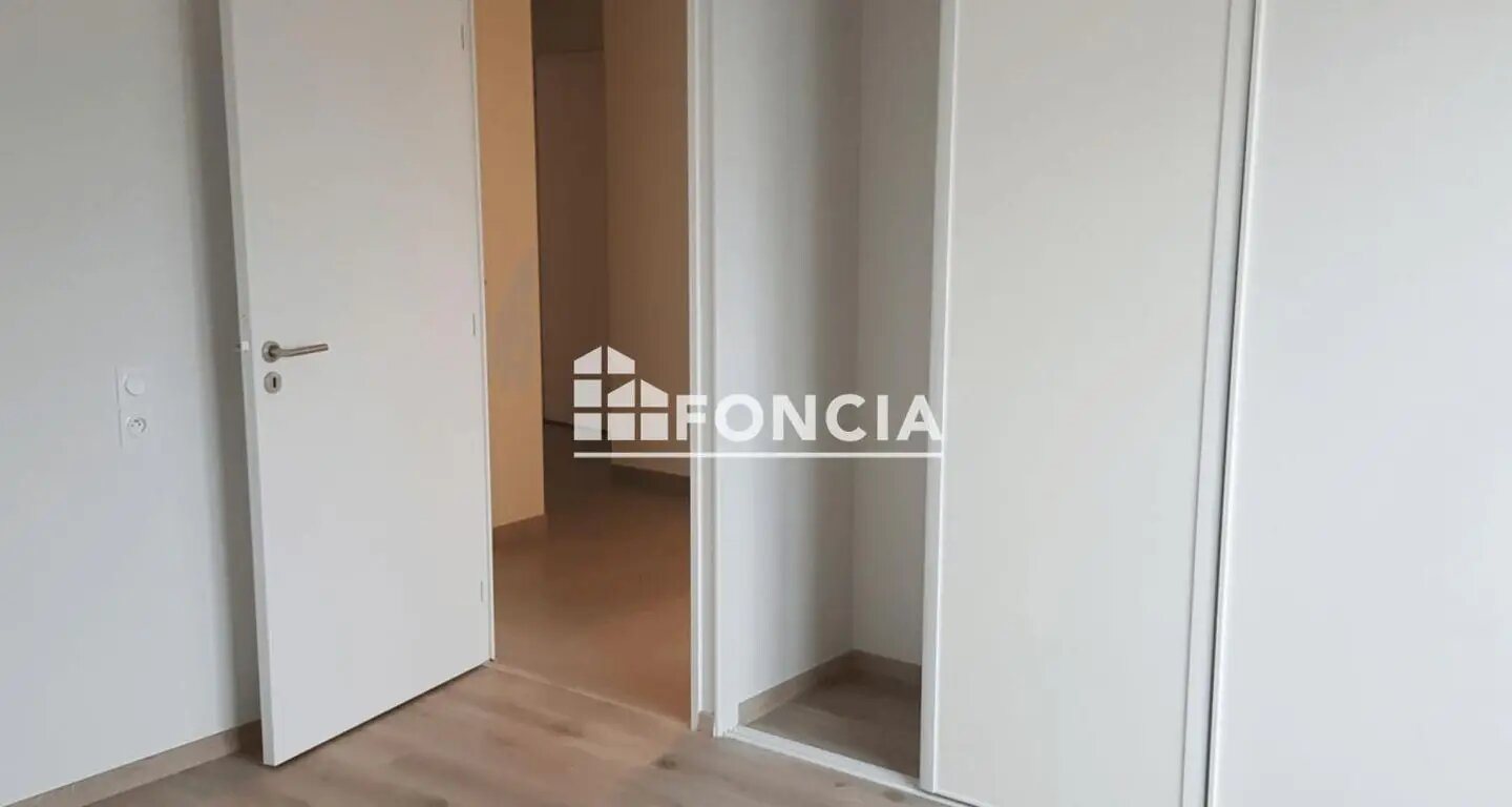 Appartement à louer, 76m², Barberaz