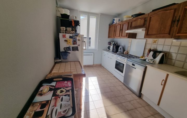 Maison à louer, 119m², Mézériat
