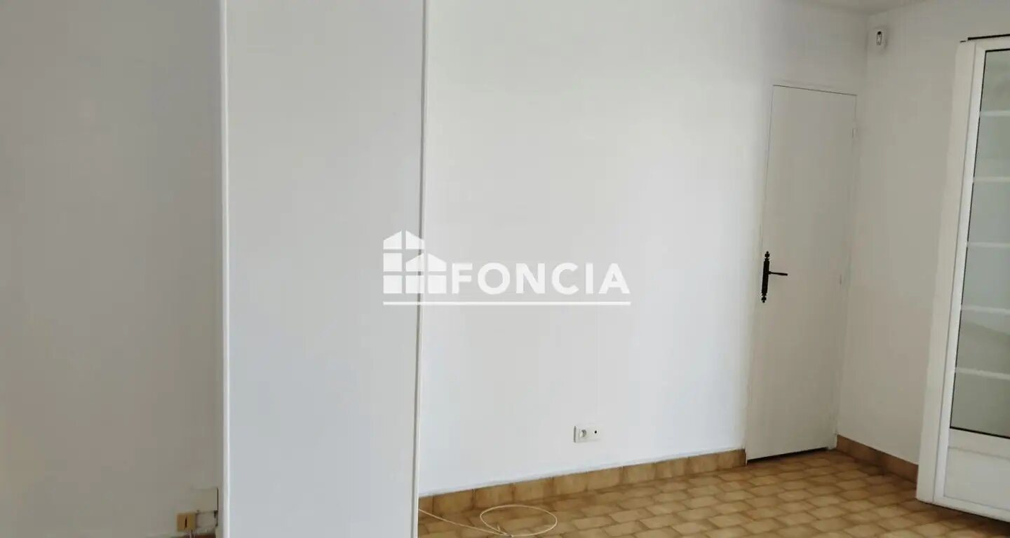 Maison à louer, 79m², Saint-Mard