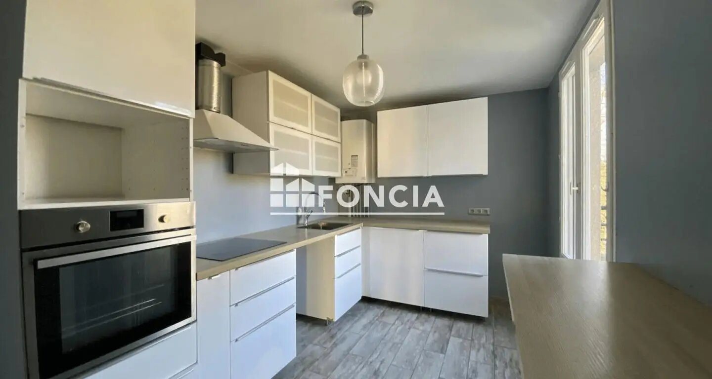 Appartement à louer, 79m², Champs-sur-Marne