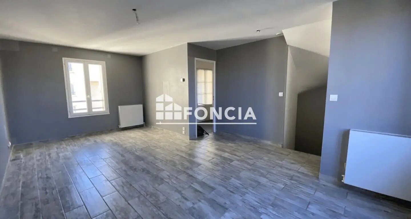 Appartement à louer, 79m², Champs-sur-Marne