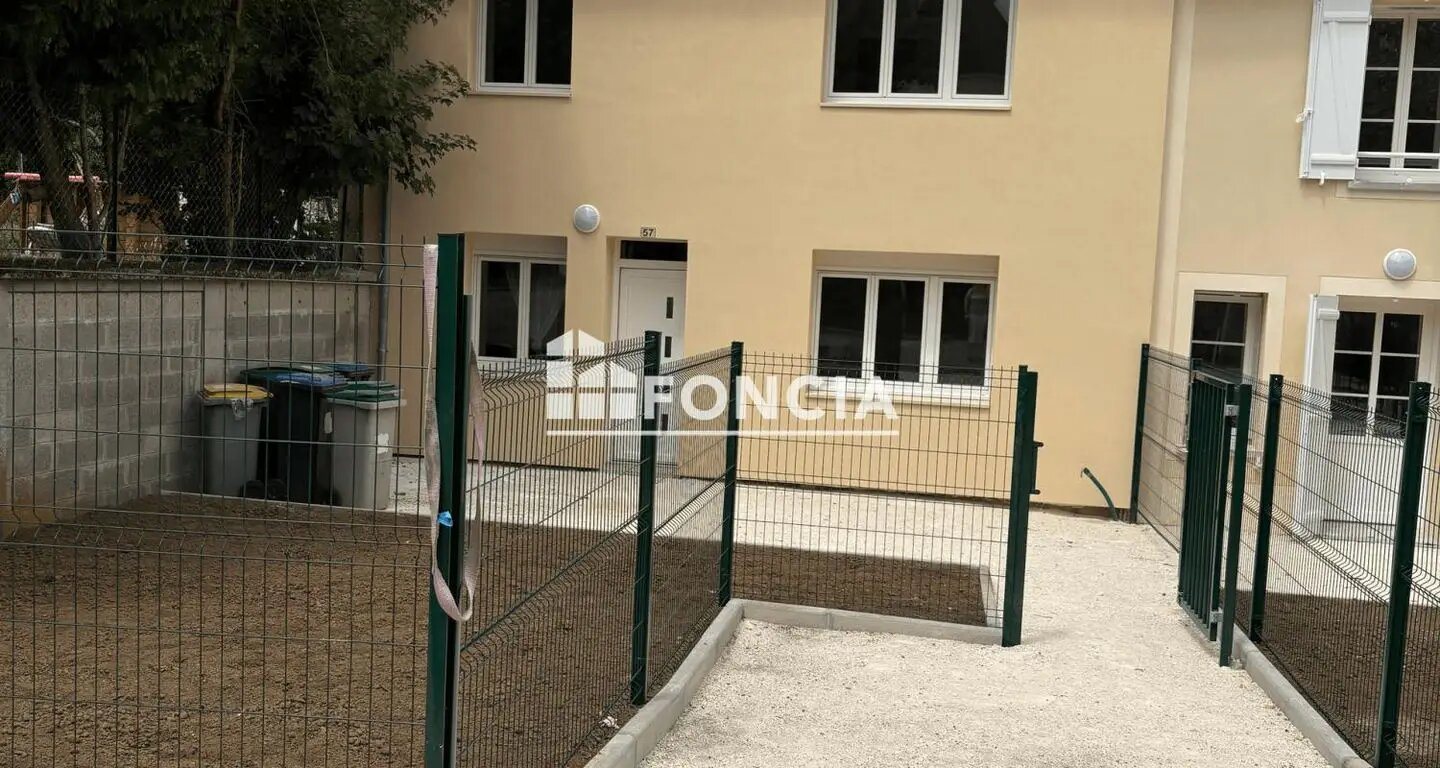 Maison à louer, 80m², Villeneuve-sous-Dammartin