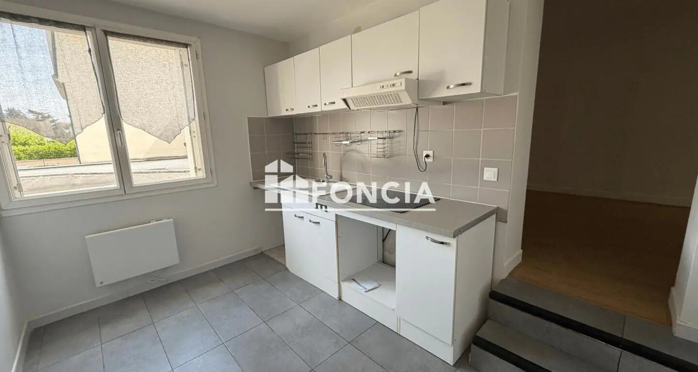 Appartement à louer, 35m², Pontault-Combault