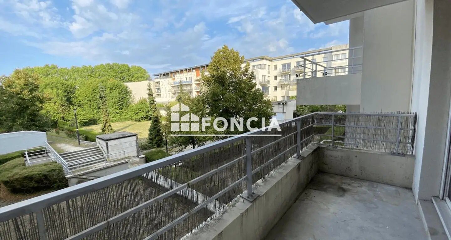 Appartement à louer, 63m², Lognes