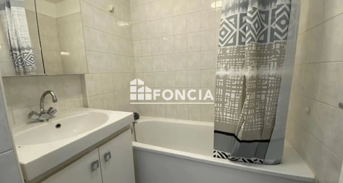 Appartement à louer, 43m², Pontault-Combault