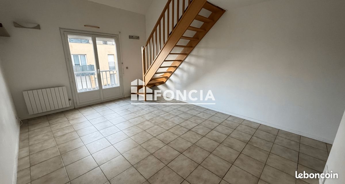 Appartement à louer, 47m², Pontault-Combault