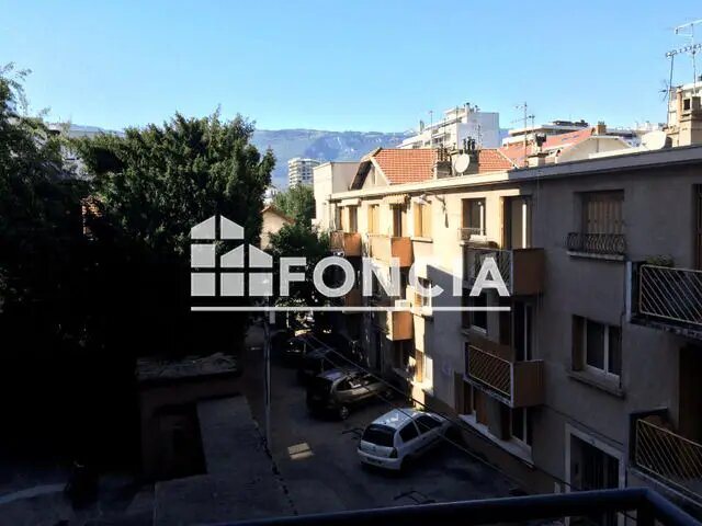 Appartement à louer, 82m², Grenoble