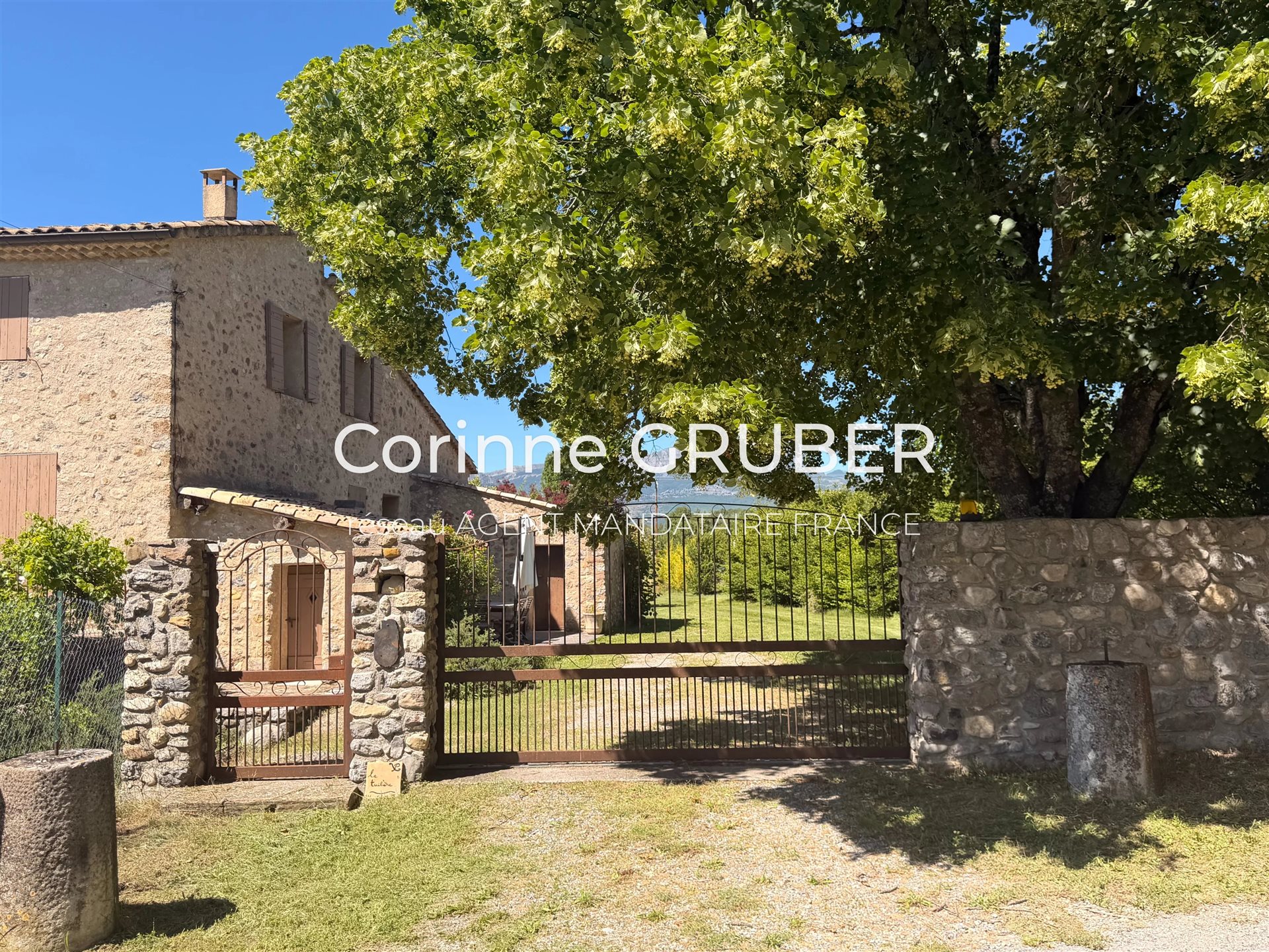 Maison à vendre, 210m², Thoard