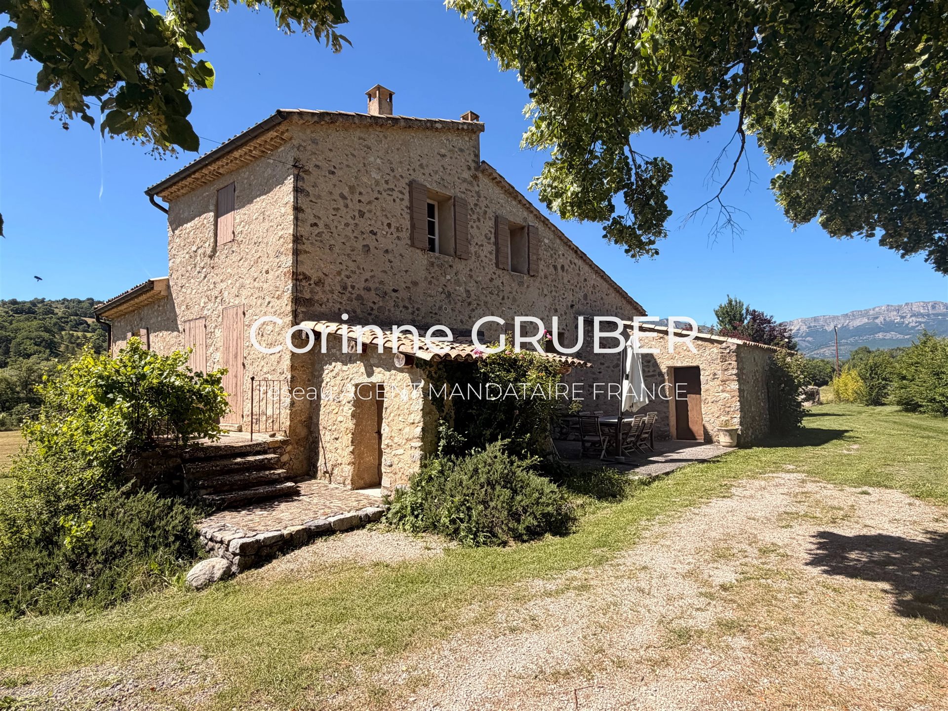 Maison à vendre, 210m², Thoard