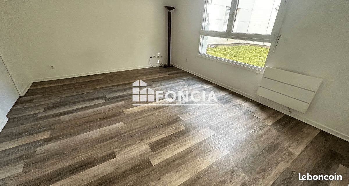 Appartement à louer, 28m², Châtenay-Malabry
