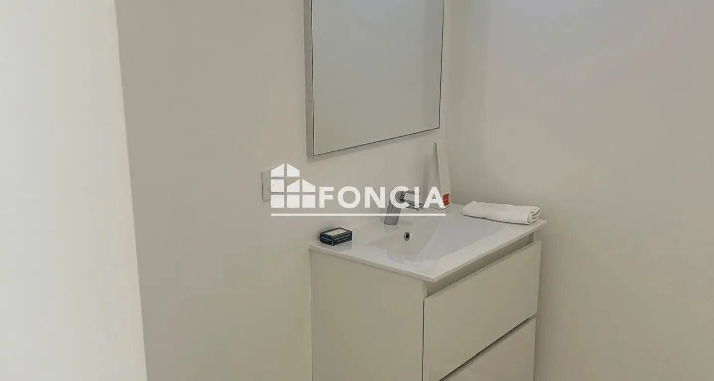 Appartement à louer, 27m², Meudon