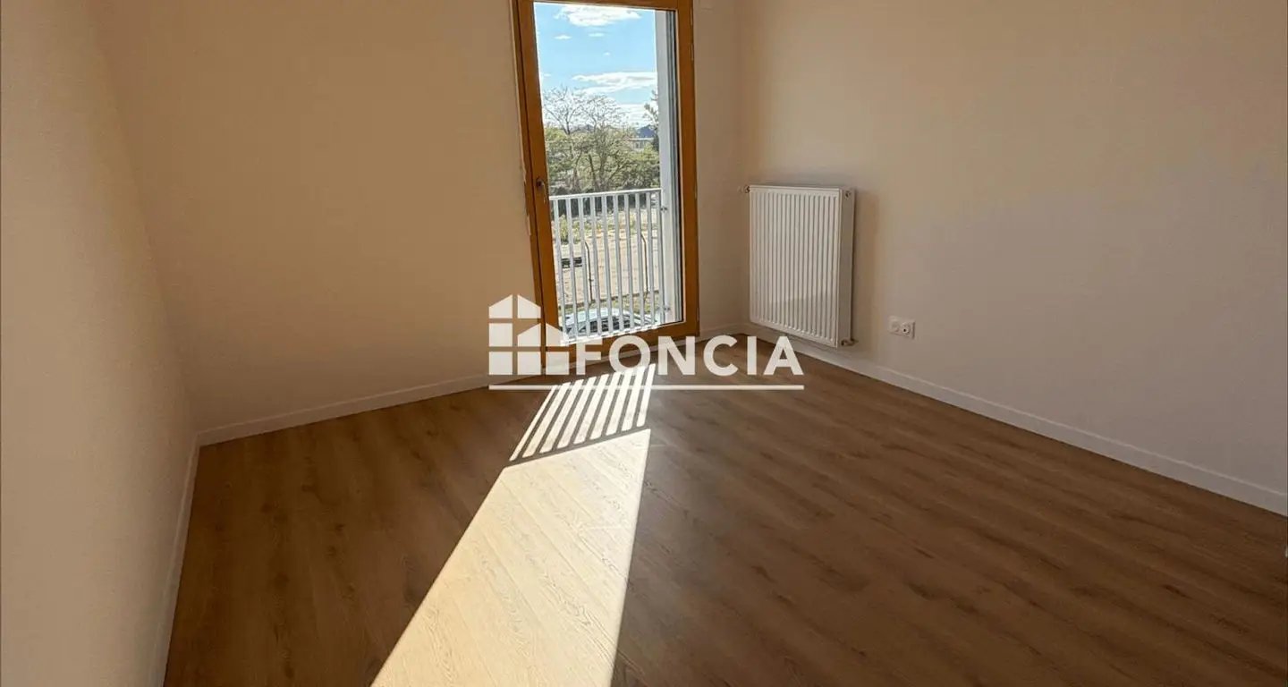 Appartement à louer, 80m², Orly