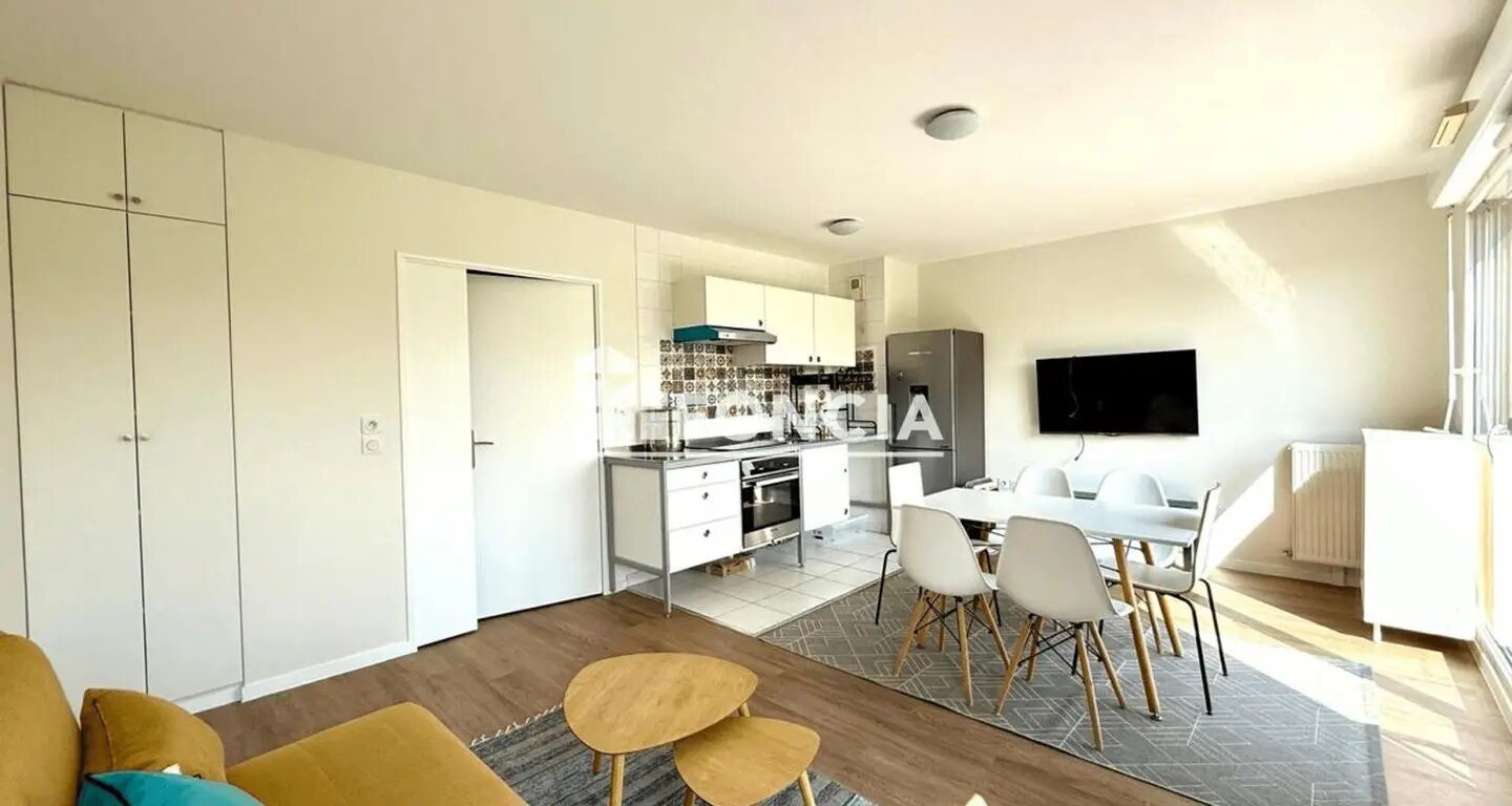Appartement à louer, 43m², Orly