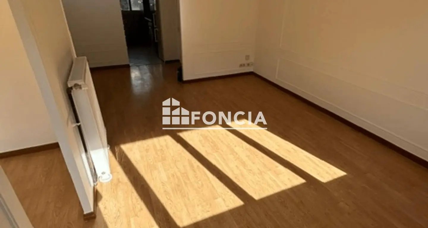 Appartement à louer, 70m², Antony