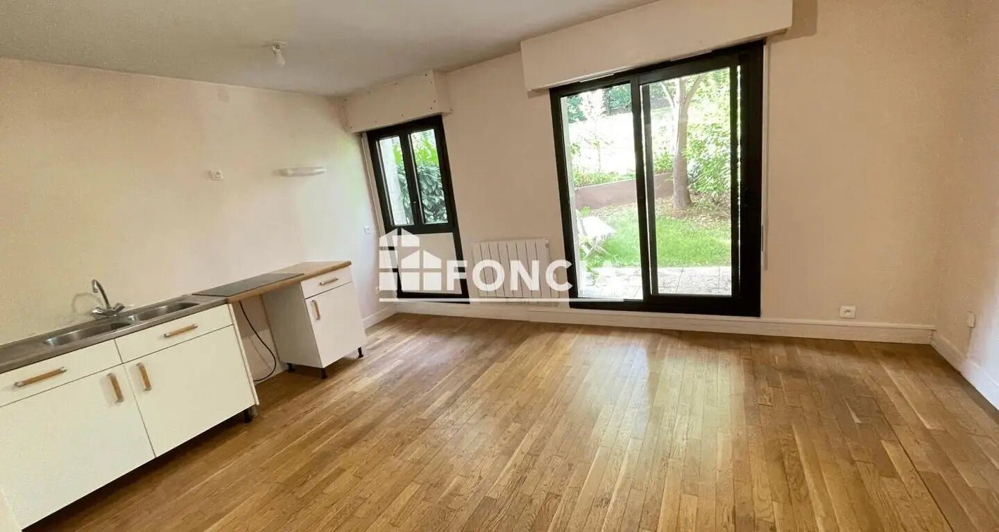 Appartement à louer, 24m², Sceaux
