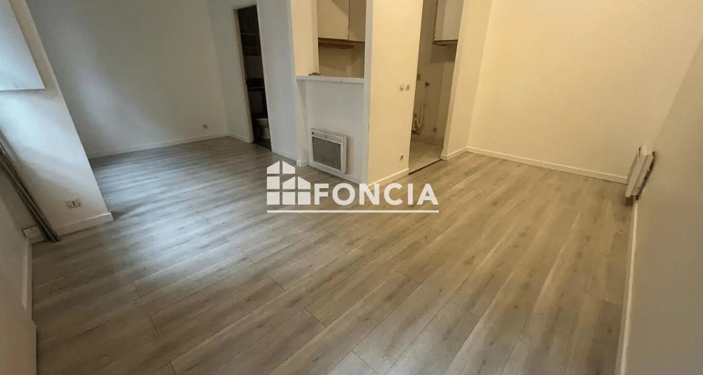 Appartement à louer, 27m², Thiais