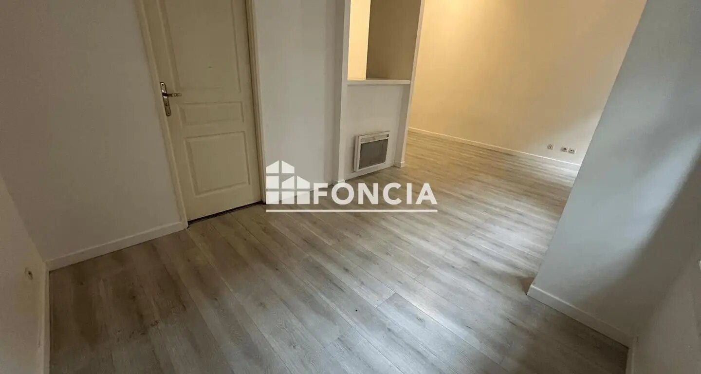 Appartement à louer, 27m², Thiais