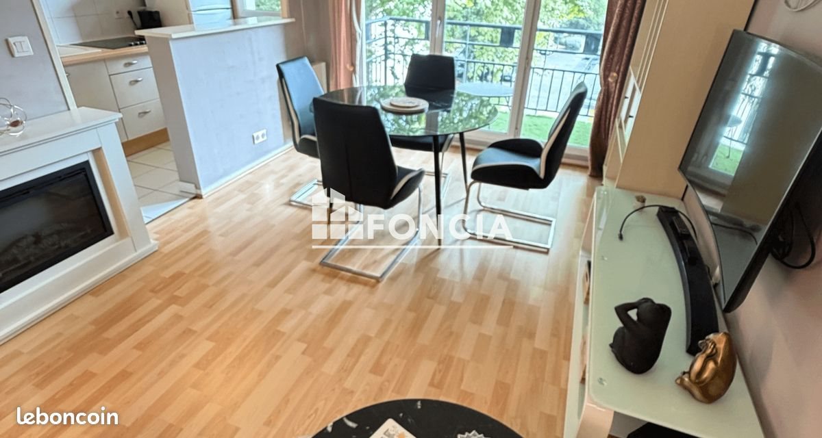 Appartement à louer, 38m², Massy