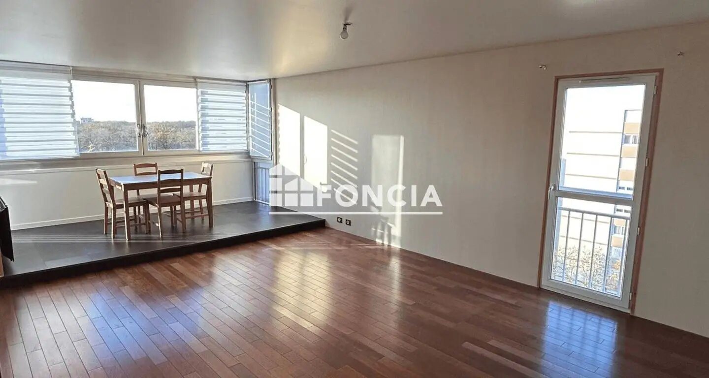 Appartement à louer, 80m², Vélizy-Villacoublay