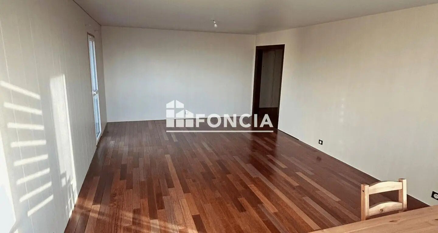 Appartement à louer, 80m², Vélizy-Villacoublay