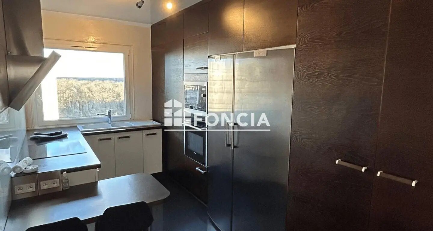 Appartement à louer, 80m², Vélizy-Villacoublay