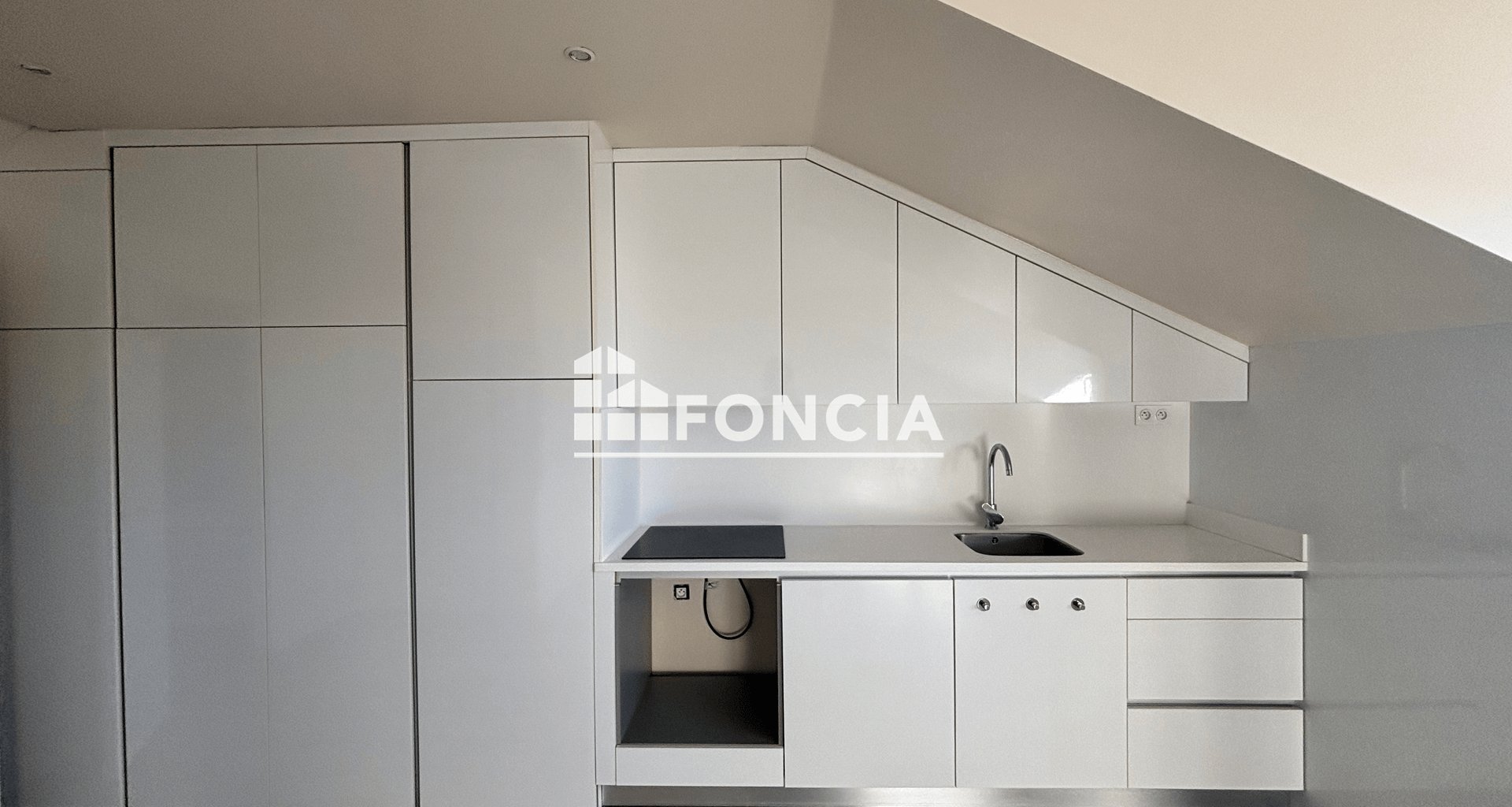 Appartement à louer, 24m², Clamart
