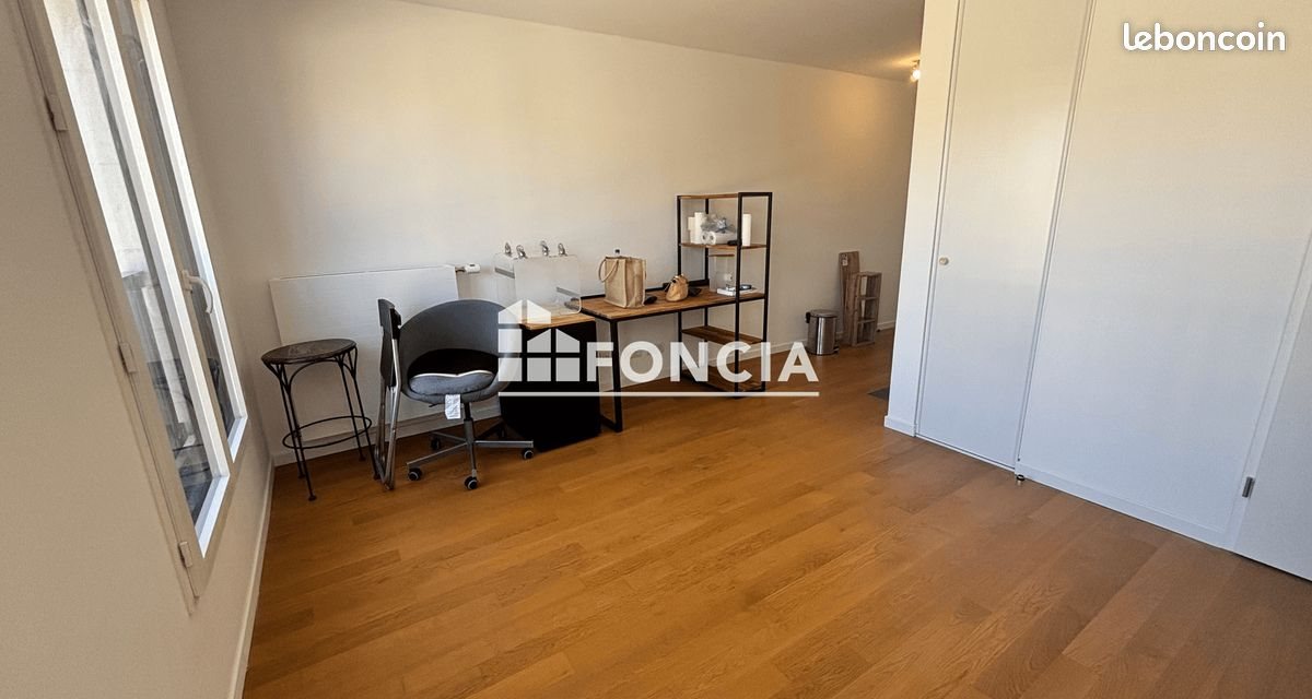 Appartement à louer, 28m², Châtenay-Malabry