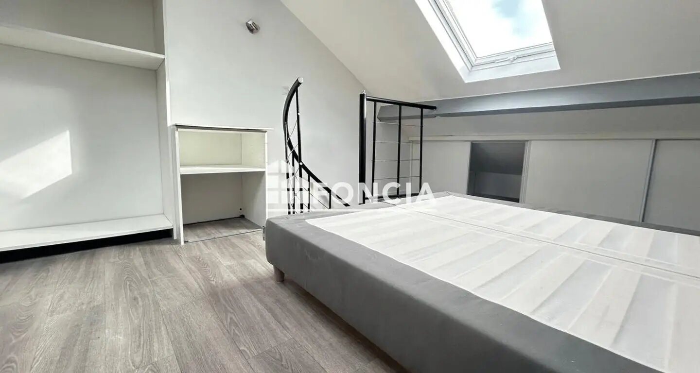 Appartement à louer, 25m², Malakoff