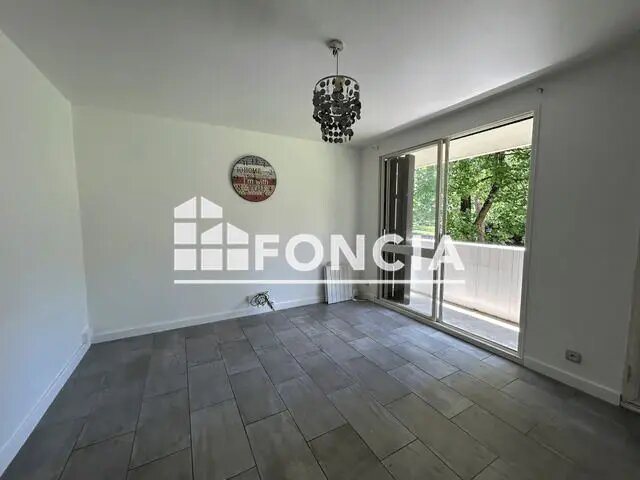 Appartement à louer, 72m², Saint-Martin-d'Hères