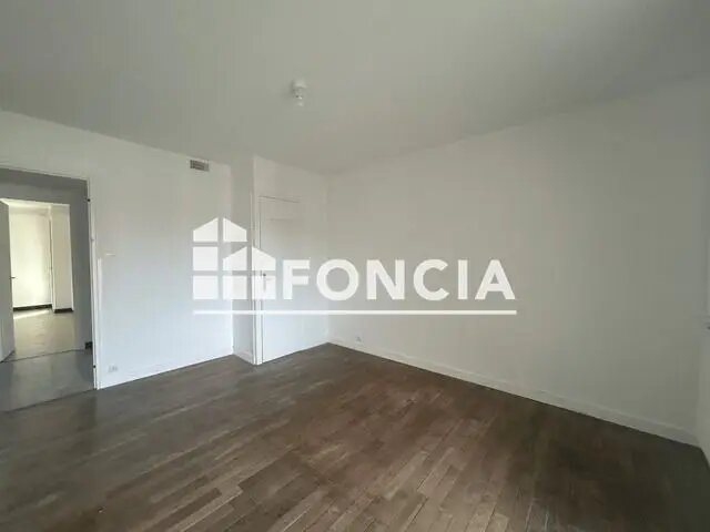 Appartement à louer, 118m², Eybens