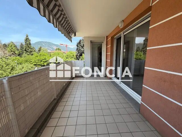 Appartement à louer, 81m², Saint-Martin-d'Hères