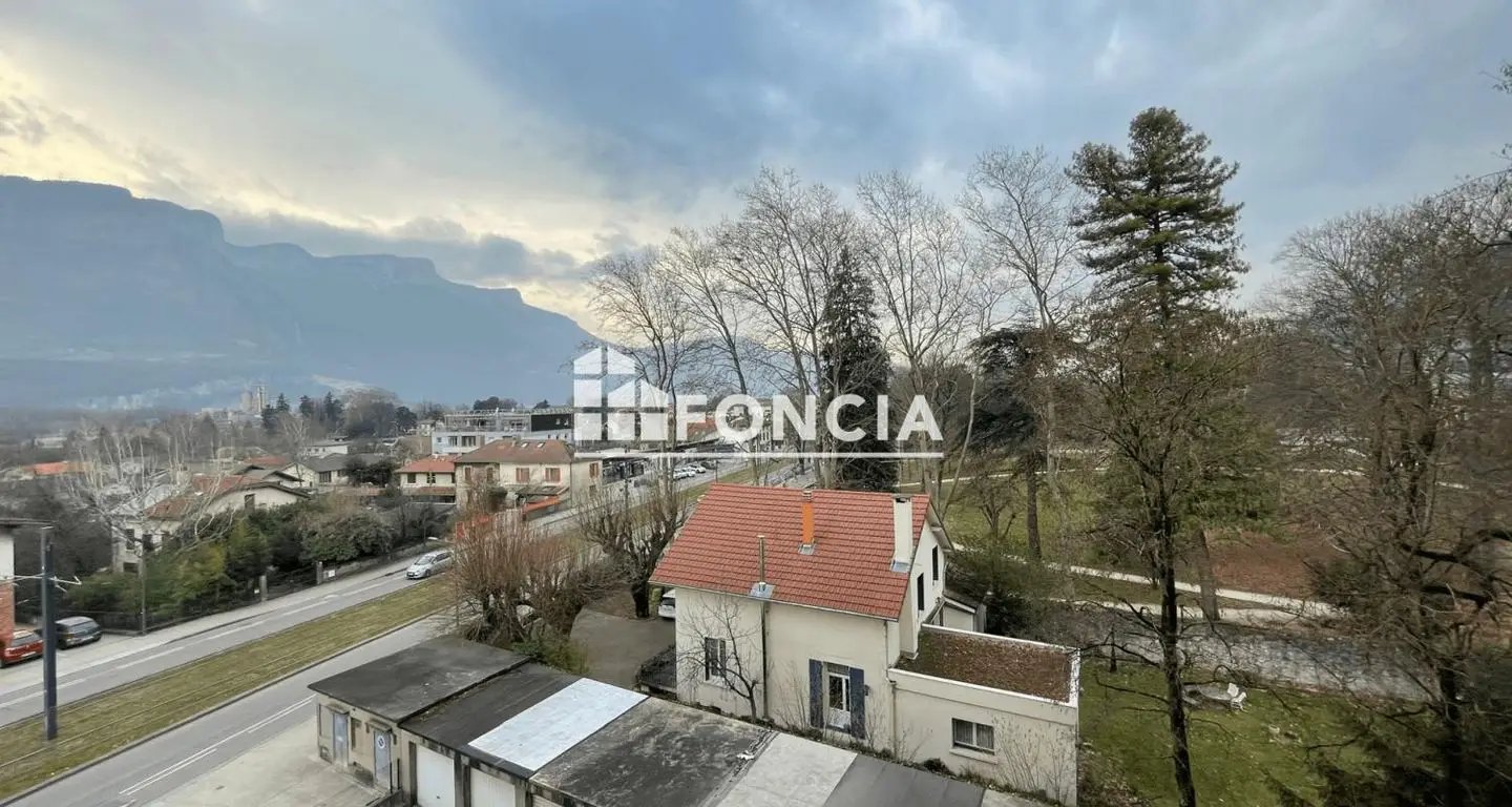 Appartement à louer, 53m², Saint-Egrève