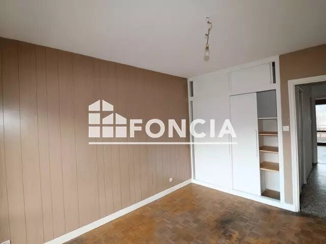 Appartement à louer, 70m², Fontaine