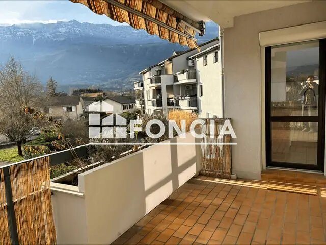 Appartement à louer, 73m², Claix