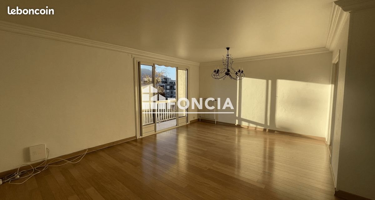 Appartement à louer, 94m², Grenoble