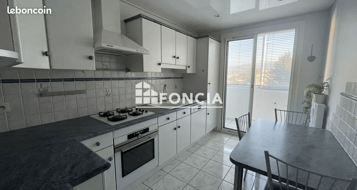 Appartement à louer, 94m², Grenoble