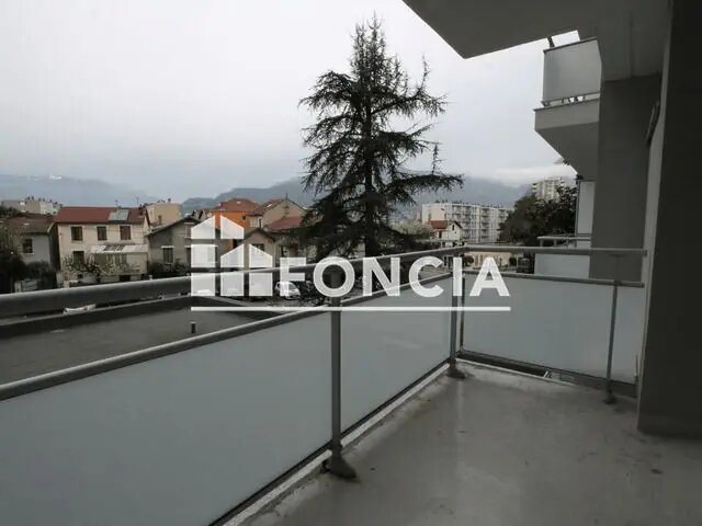 Appartement à louer, 26m², Saint-Martin-d'Hères
