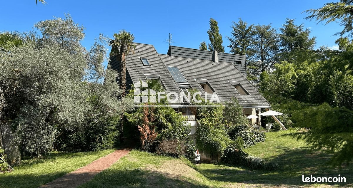 Appartement à louer, 92m², La Tronche