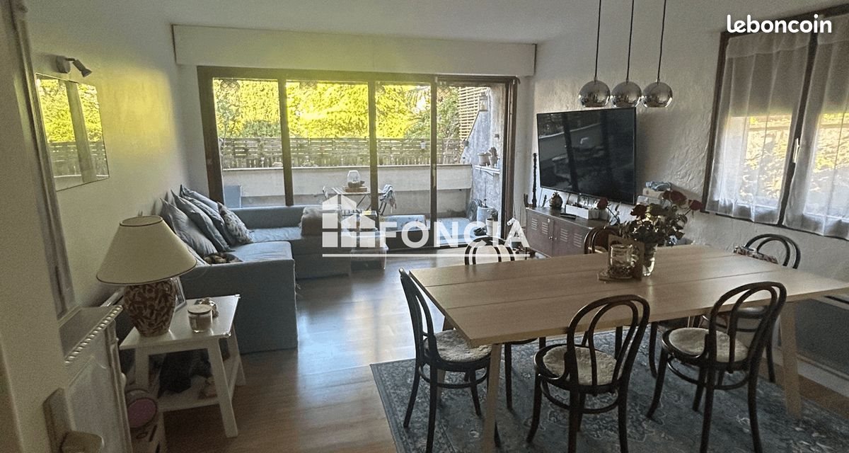 Appartement à louer, 92m², La Tronche